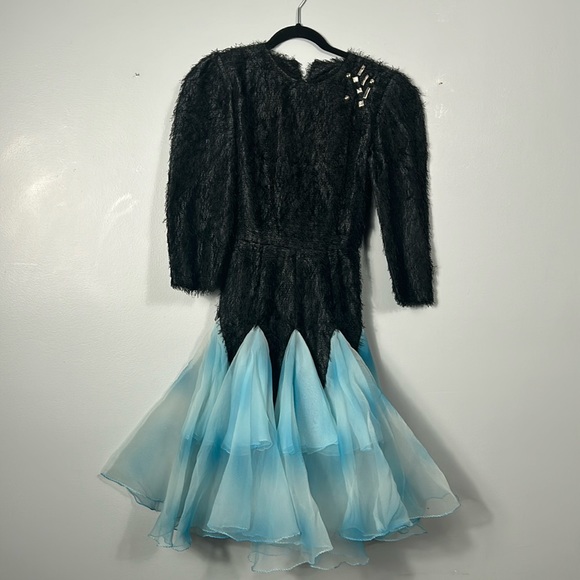 Dance Dress Crew Neck Tulle Skirt Long Sleeve size S-M - Picture 1 of 13